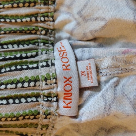 Knox Rose Tan and Pink Bermudas Stylish Summer Shorts - Picture 2 of 4